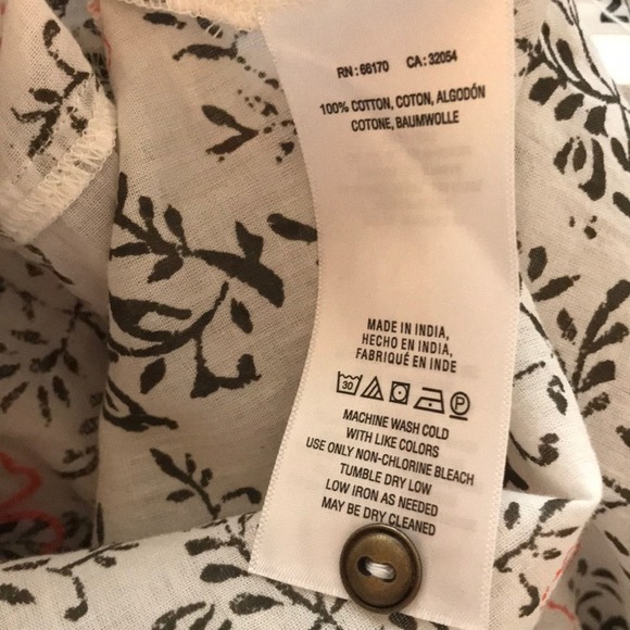 Anthropologie Button Front Floral Embroidered Semi-Sheer Top Size XS/S - Picture 10 of 11